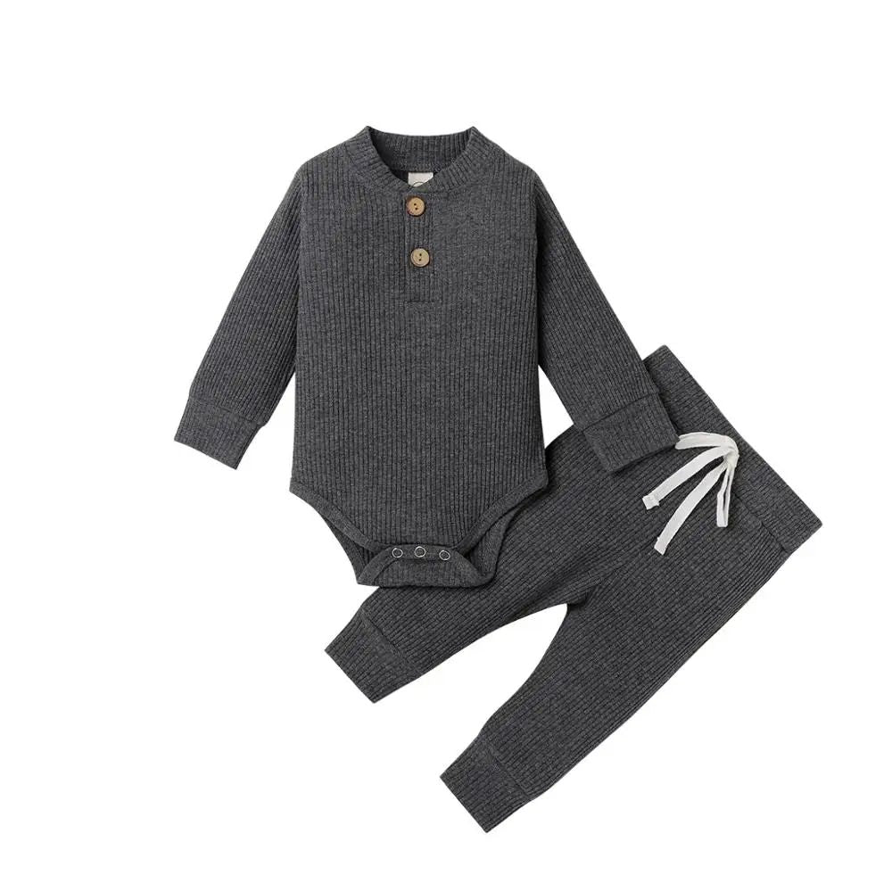 CuddleNest™ – Comfortabel Baby Kledingset – Warme Twee-Delige Outfit