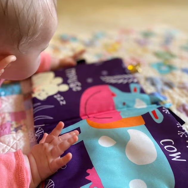 SensiLivre™ – Montessori Stoffen Boek voor Baby’s – Zachte Sensorische Ontwikkeling