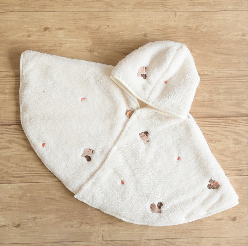 SnugCape™ – Warme Fleece Draagcape – Comfortabele Bescherming voor Baby’s