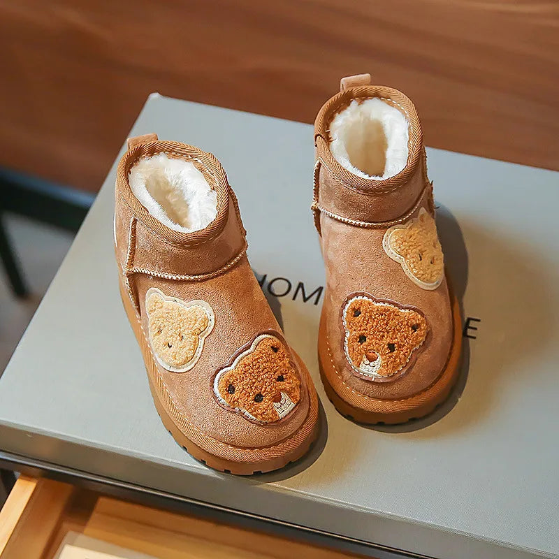BearHugBoots™ – Suède Enkellaarsjes met Beren – Warme Kinder Winterschoenen