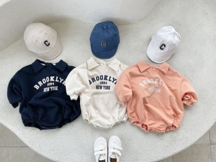 UrbanTots™ – College Romper met New York Print – Unisex Babyoutfit