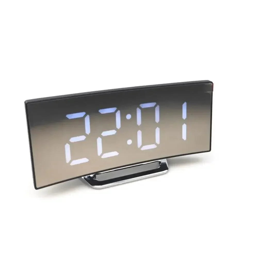 RiseTune™ – Digitale Wekker met Radio – Slimme Bedklok met USB Opladers