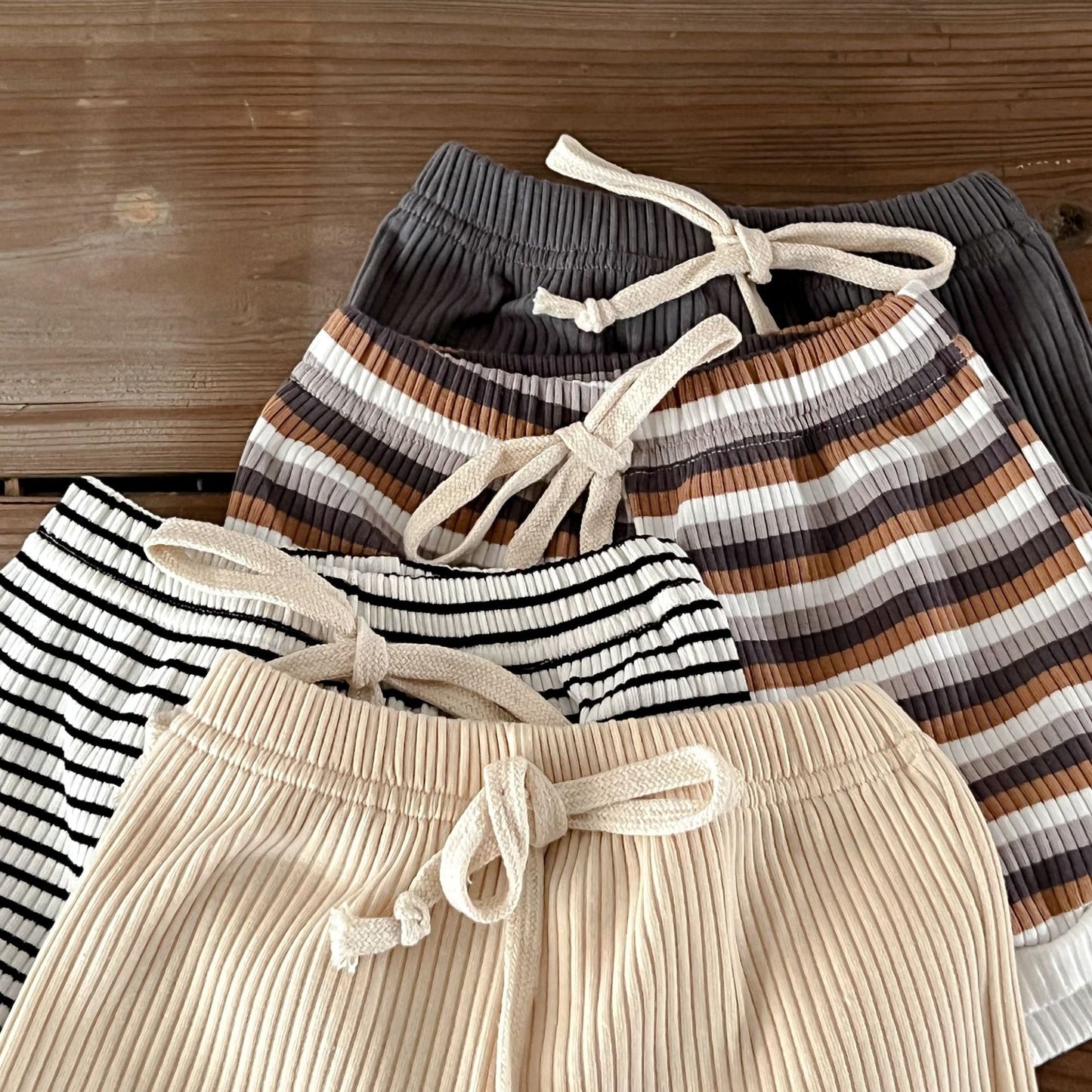 CozyRib™ – Zachte Ribstof Zomerset – Unisex Baby Outfit