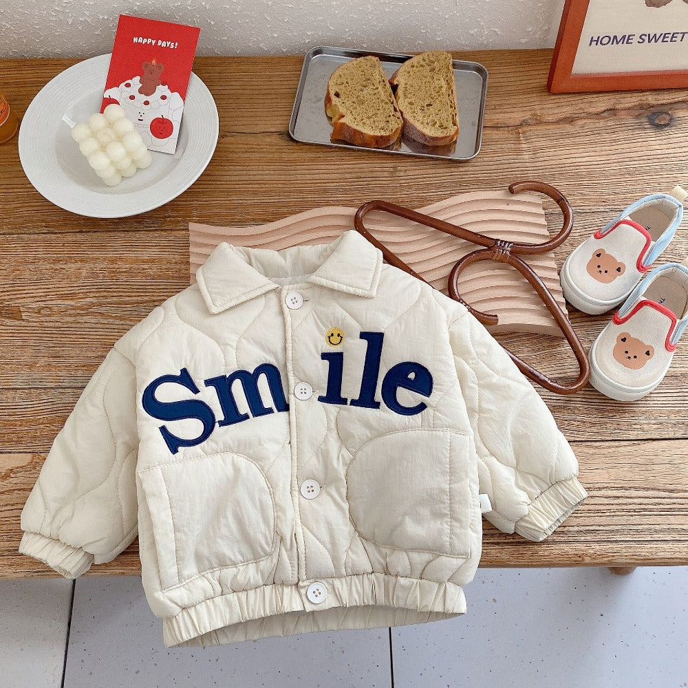 SmileWear™ – Vrolijke Jas met Smiley – Unisex Kinderjas