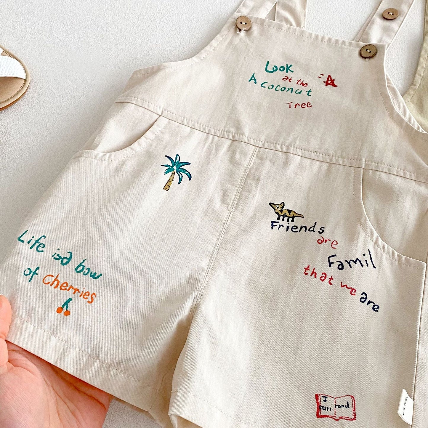 PalmPlay™ – Tropische Borduursels & Comfort – Zomerse Tuinbroek voor Kinderen