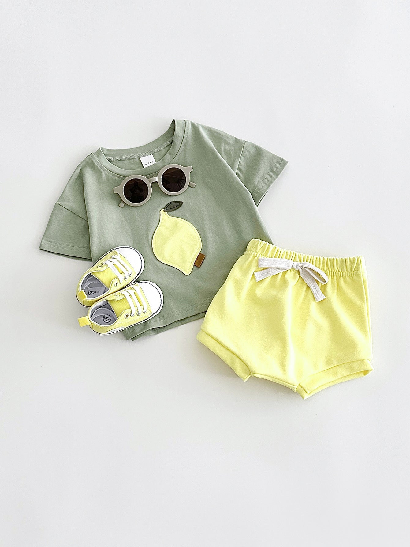 ZestyMini™ – Frisse Citroenprint met Comfort – Zomerse Babyoutfit