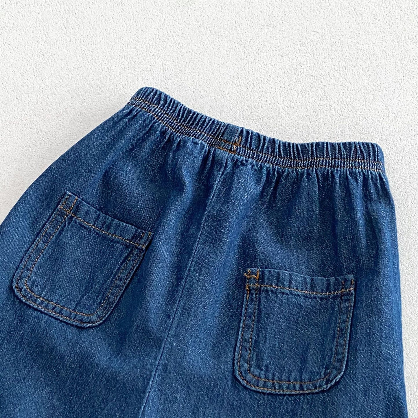 DenimDuo™ – Lichtgewicht Denimset met T-shirt & Shorts – Unisex Kinderoutfit