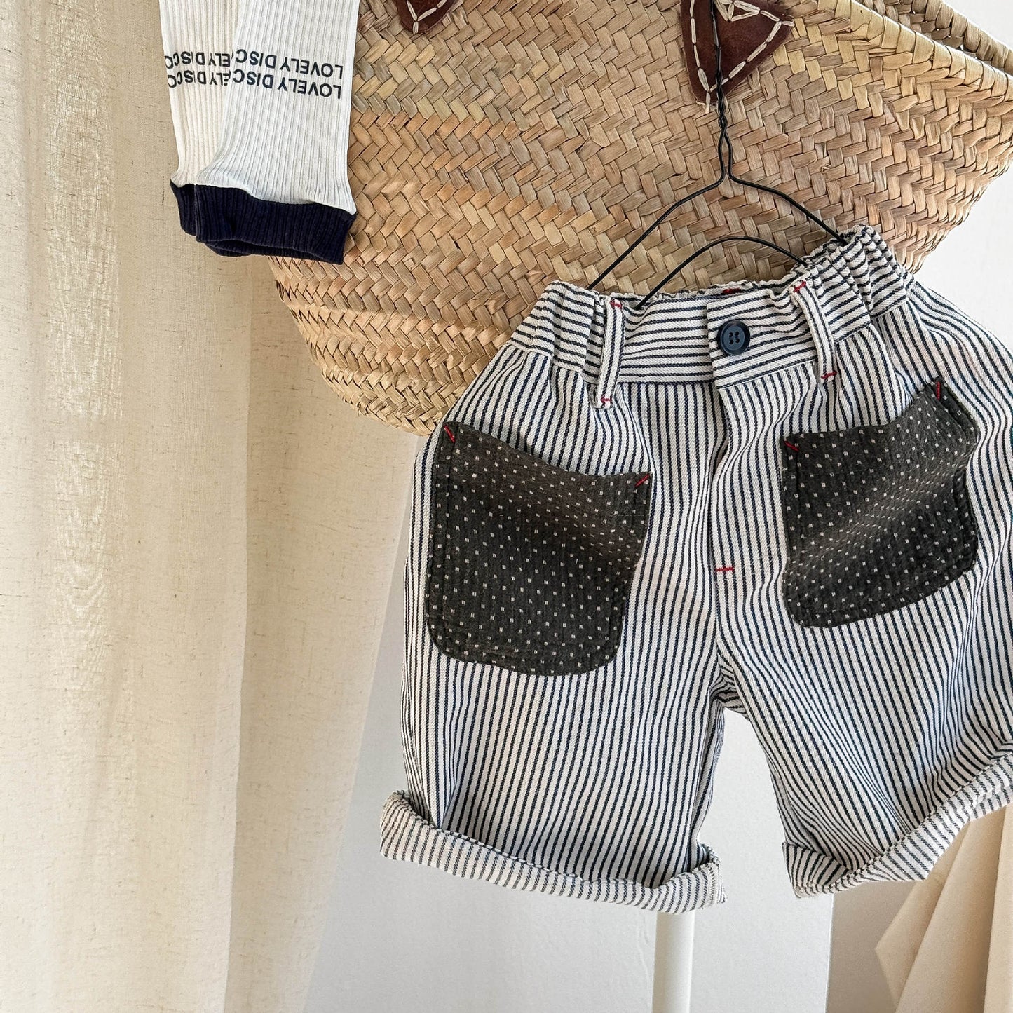 StripeDot™ – Gestreepte Broek met Stippendetail – Uniseks Kinder Zomerbroek