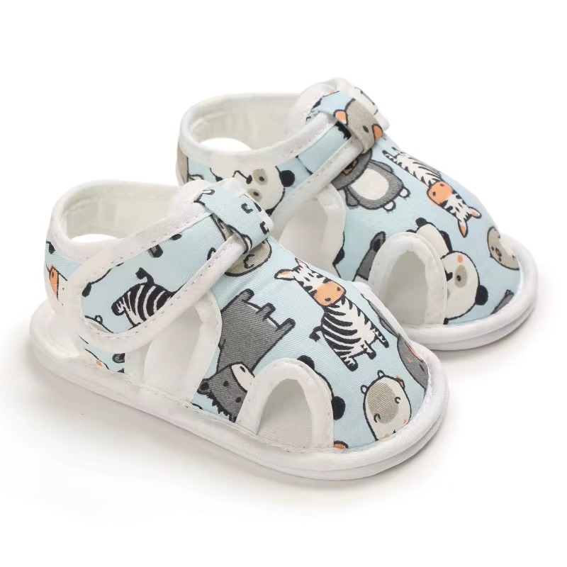 CuddleSteps™ – Ademend Design met Dierenprint – Zachte Baby Sandalen