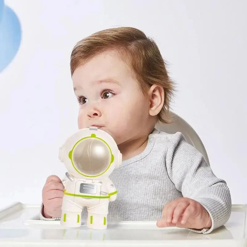 AstraSip™ – Speelse Astronaut Drinkfles – Handige Kinderbeker