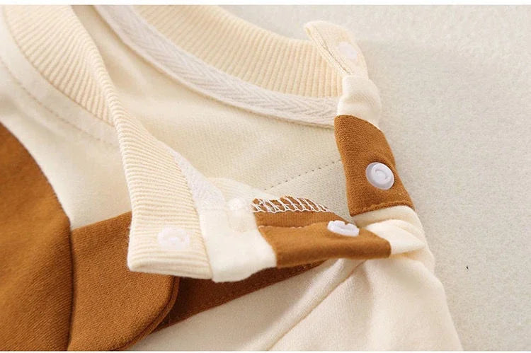 CubSnug™ – Superzachte Jumpsuit met Capuchon – Unisex Baby Outfit