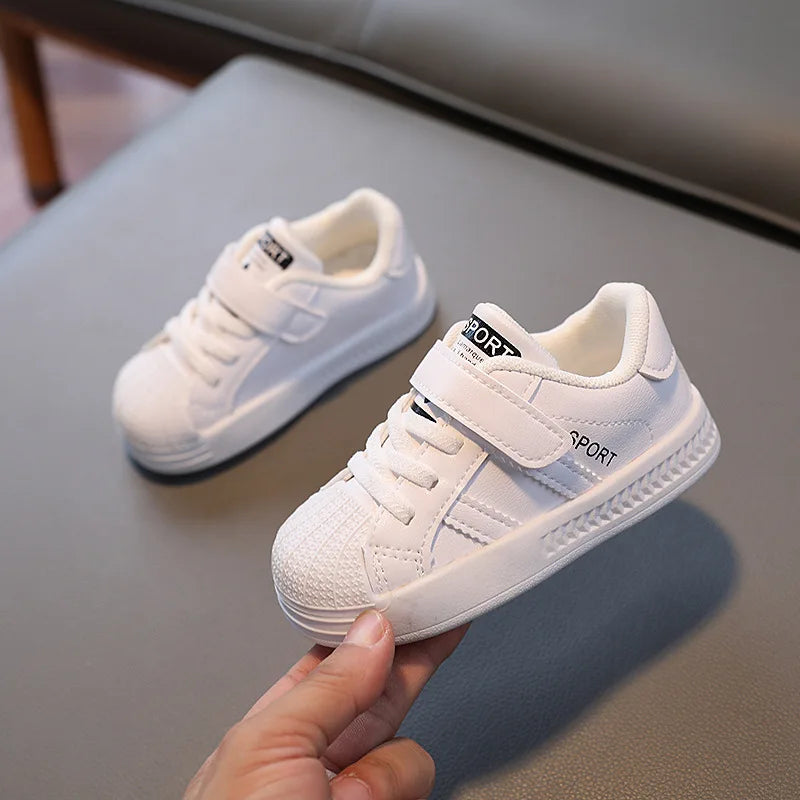 StrideSure™ – Witte Sneakers met Antislipzool – Kinderschoenen voor Buiten