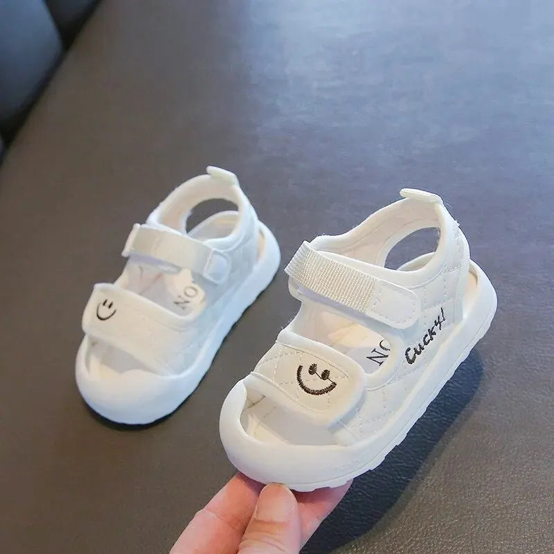 ComfySteps™ – Zomerse Sandalen met Veilige Zool – Kinderloopschoentjes Zacht