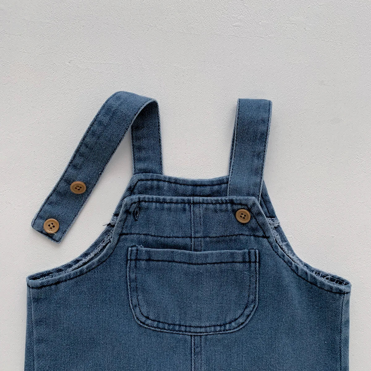 DenimPals™ – Overalset met Katoenen Shirt – Peuter Jongens Outfit