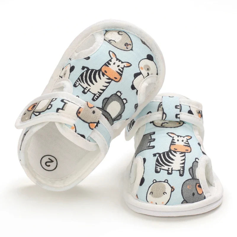 CuddleSteps™ – Ademend Design met Dierenprint – Zachte Baby Sandalen