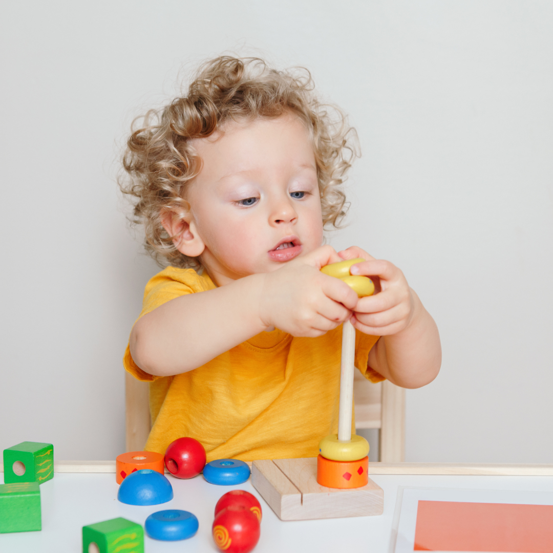 Spelenderwijs leren met letters en rekenspeelgoed van 4Little.nl