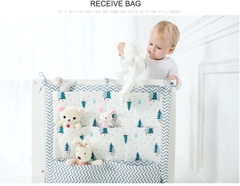 CribCaddy™ – Kleurrijke Babybed Opbergzak – Handige Stijlvolle Organizer