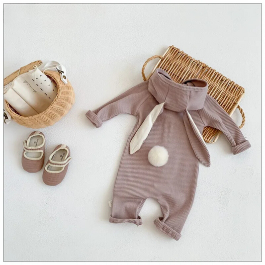 BunnySnug™ – Ribromper met Konijnenstaart – Unisex Babyoutfit