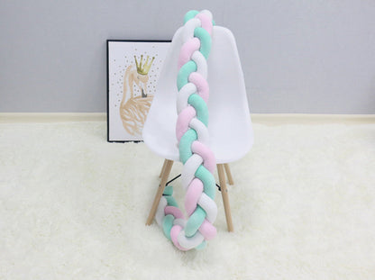 DreamWeave™ – Handgeweven Baby Bumper