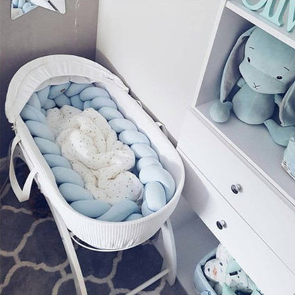 DreamWeave™ – Handgeweven Baby Bumper