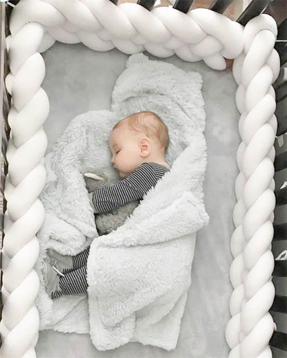 DreamWeave™ – Handgeweven Baby Bumper