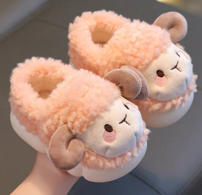 PlushPaws™ – Zachte kinderpantoffels – Voor vrolijke stapjes in huis