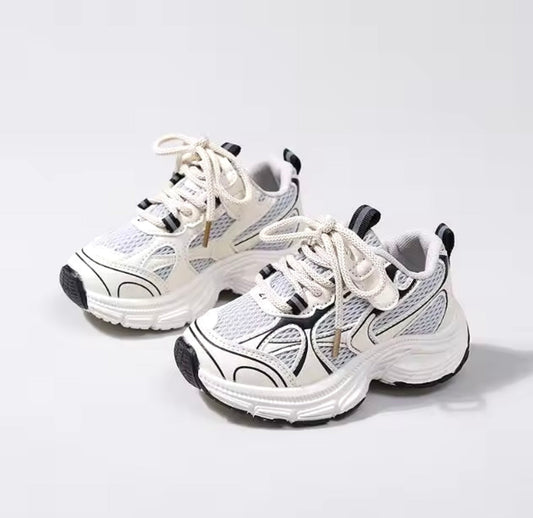 MoveLite™ – Zwart/Witte Slip-On Sneaker – Unisex Kinderschoen
