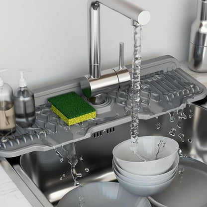 Aeris Gootsteenmat - Rubber, Waterafvoer met 5° Helling 1