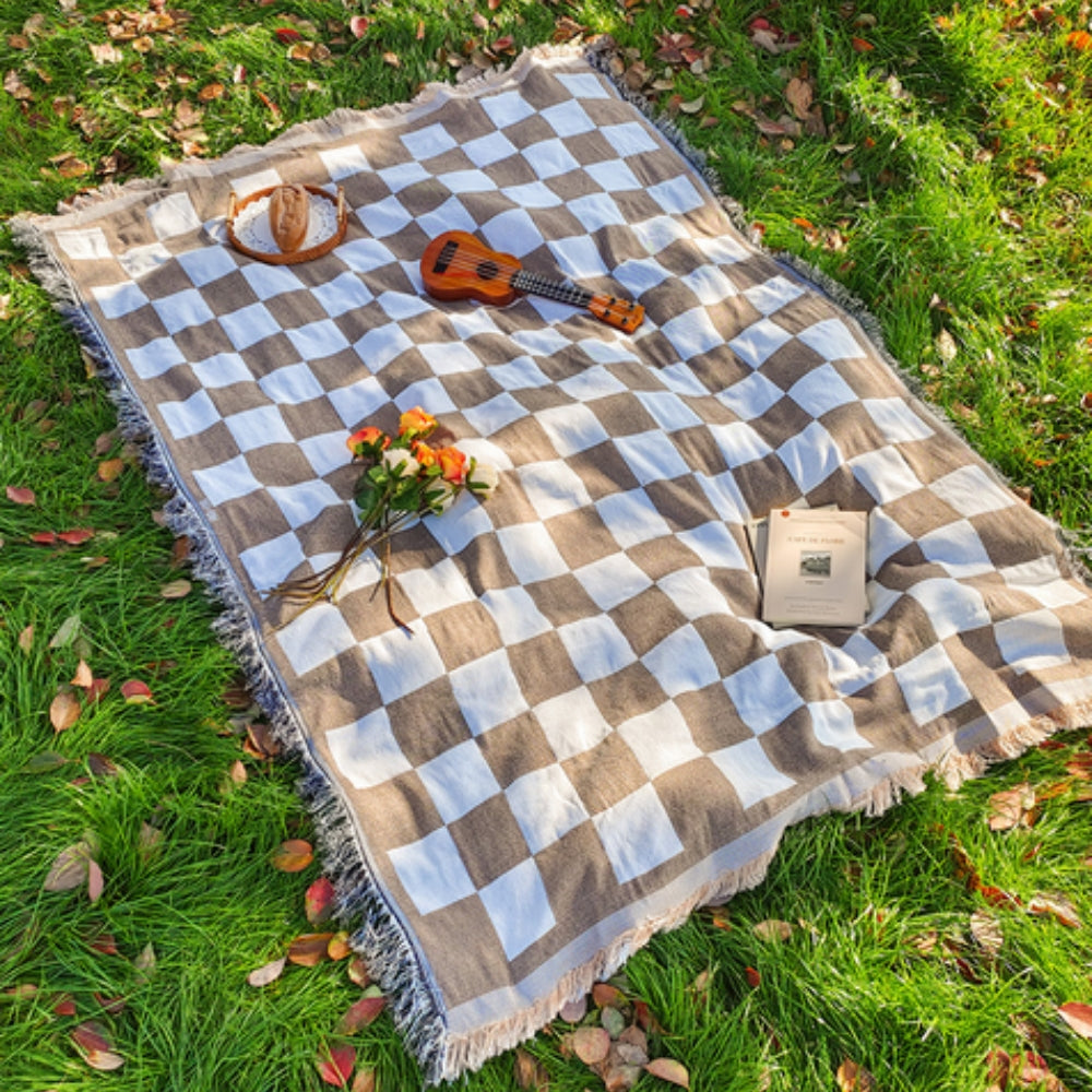 CozyCheck™ – Geruit Picknickkleed met Franjes – All Season Outdoor Deken