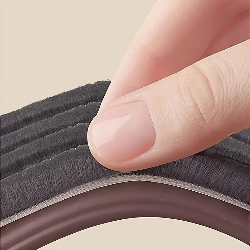 Calyra Deurstopper Binnen - Isolerend, Verstelbaar Schuim, Effectieve Tochtwering 3