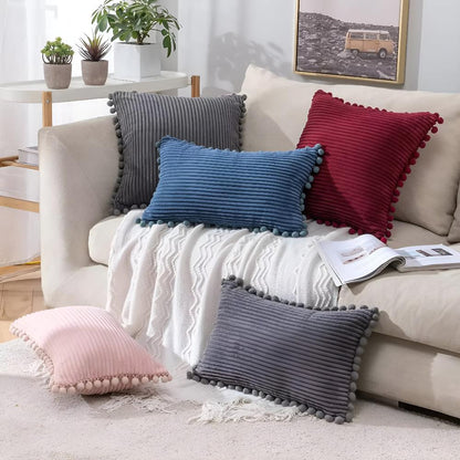 Elysia Kussenhoes 50x50 - Geribbelde Pluche met Pomponaccenten 2