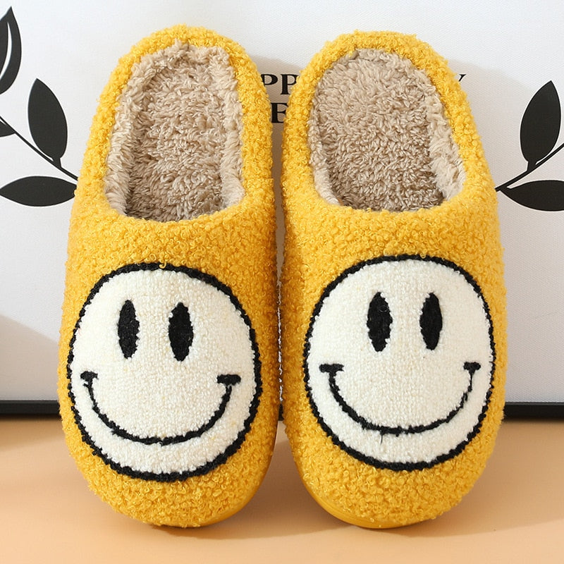 FluffyStep™ – Warme Pantoffels met Smiley – Comfortabele Winter Slippers