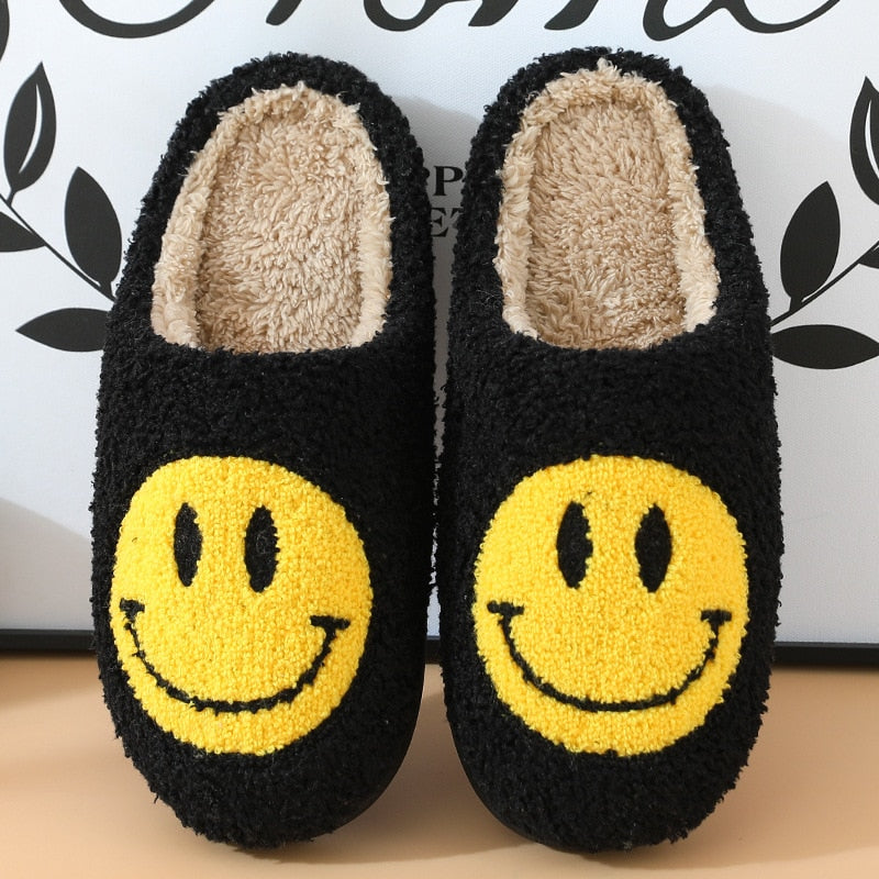 FluffyStep™ – Warme Pantoffels met Smiley – Comfortabele Winter Slippers