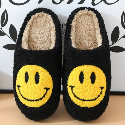 FluffyStep™ – Warme Pantoffels met Smiley – Comfortabele Winter Slippers