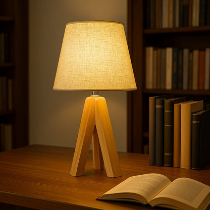 Houten Driepoot Tafellamp - USB Voeding, Elegant Design 1