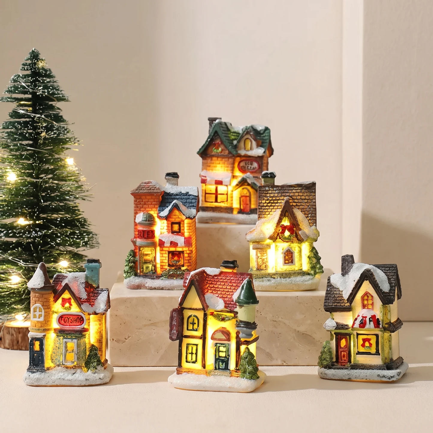 Klaren Kerstdorpdecoratieset - Handgeschilderde Miniatuurhuizen met LED Verlichting voor Kersttafeldecoratie 0