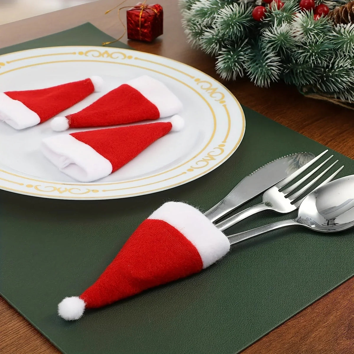 Kris Kerstmuts Bestekhouder - Stof, Set van 10 Stuks 2