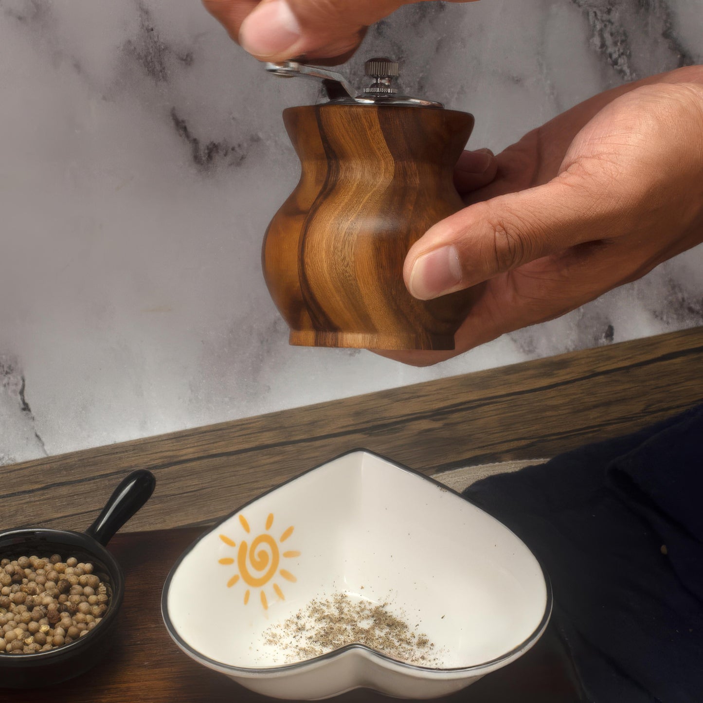 Liora Kruidenmolens Set - Houten Zout- en Pepermolens, Scandinavisch Design 7
