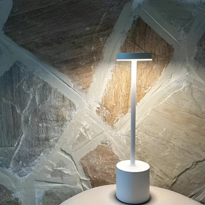 Lumi Glow Staande Lamp - Draadloos, Gouden Afwerking, LED Verlichting 0