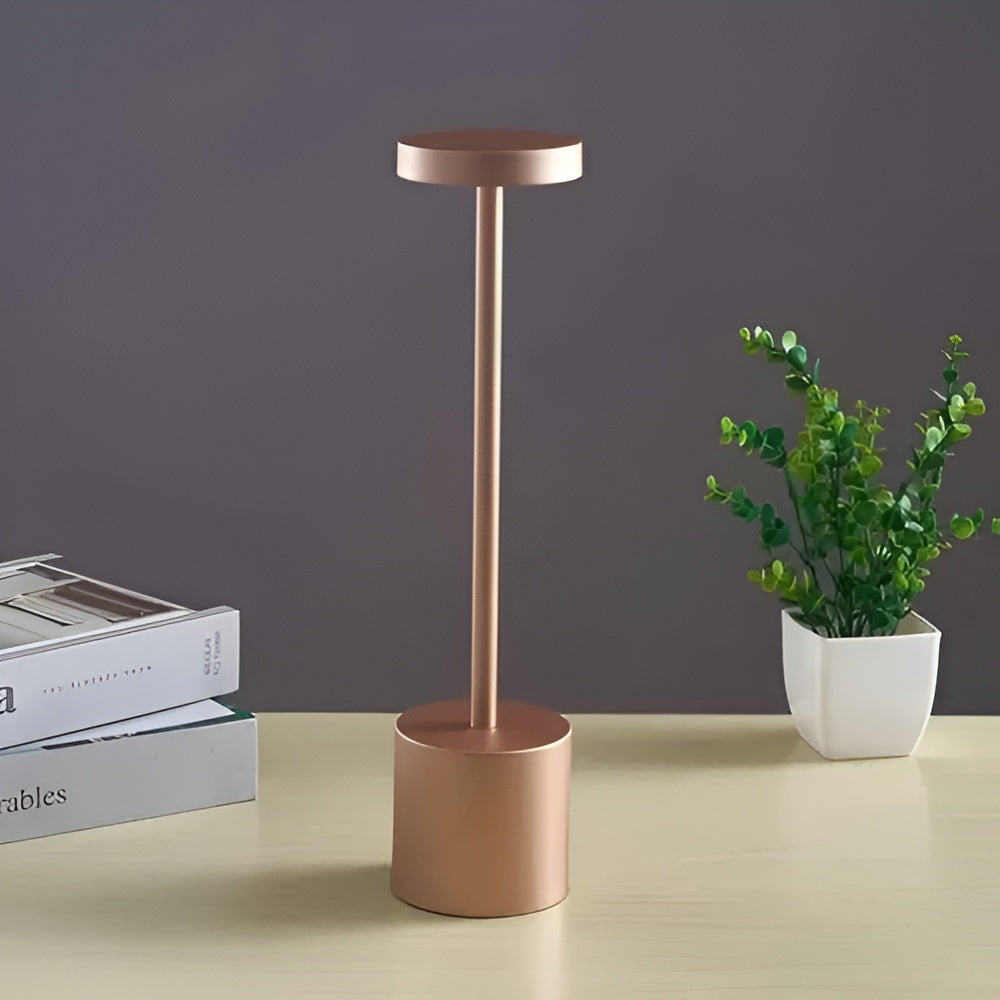 Lumi Glow Staande Lamp - Draadloos, Gouden Afwerking, LED Verlichting 8