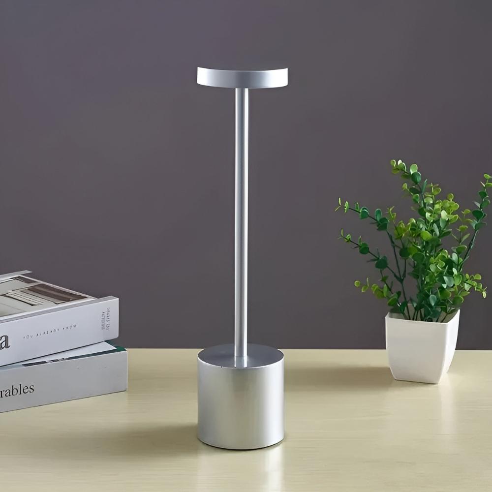 Lumi Glow Staande Lamp - Draadloos, Gouden Afwerking, LED Verlichting 9