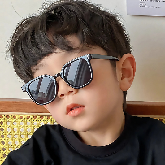 Sunkidz™ – Stoere Zonnebril met UV-Bescherming – Kindvriendelijke Outdoor Stijl