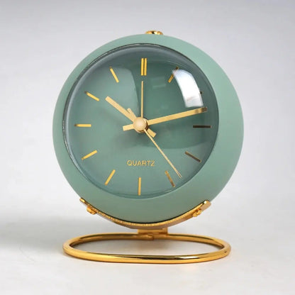 Mira Desk Clock - Stille Quartz, Lichtgevende Wijzers 0