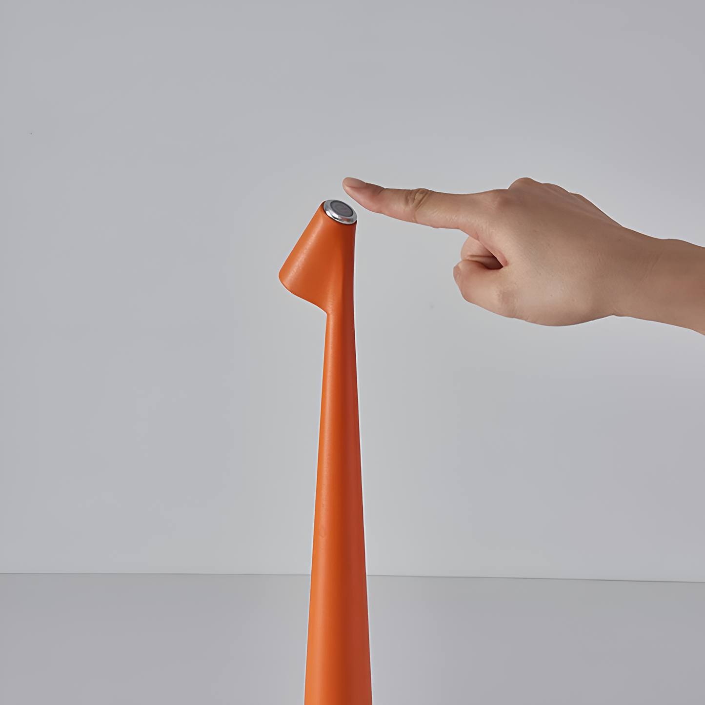 Mira Draadloze Tafellamp - Dimbare LED, Minimalistisch Design 2