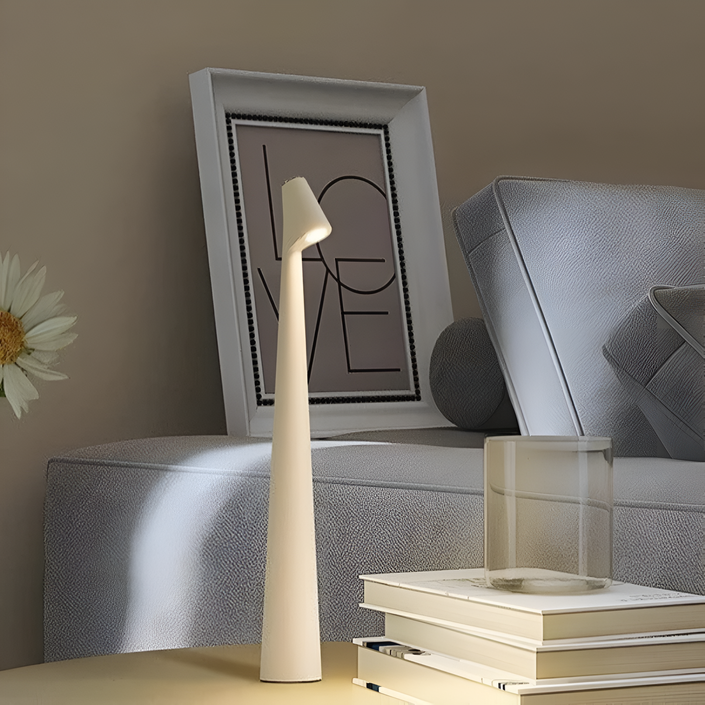 Mira Draadloze Tafellamp - Dimbare LED, Minimalistisch Design 4