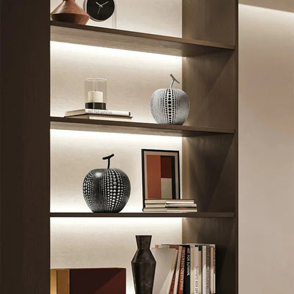 Pola Apple Sculpture - Duurzame Hars, Modern Design 3