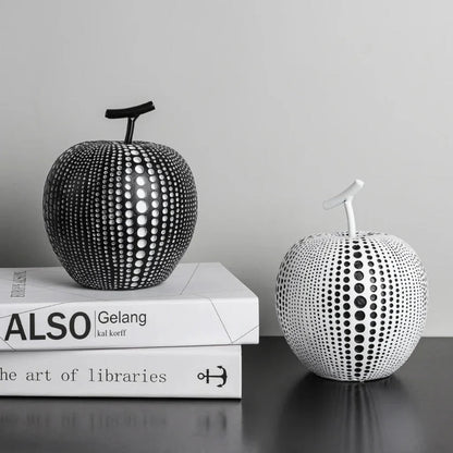 Pola Apple Sculpture - Duurzame Hars, Modern Design 7