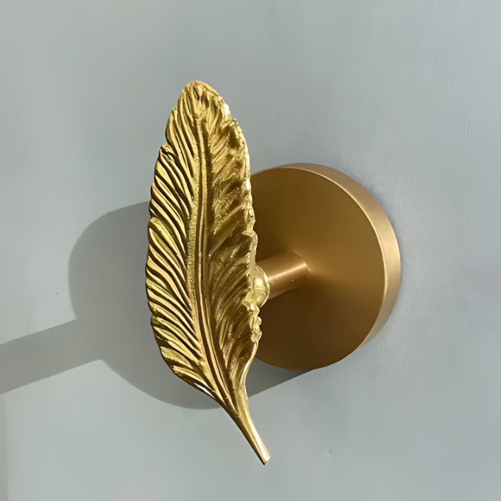 BrassBeastHook™ – Messing Wandhaak met Dierenkop – Gouden Accent Kapstokhaak