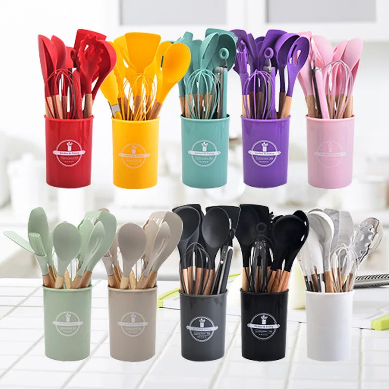 Kitchenora™ – Siliconen Keukengerei Set – Met Houten Handgrepen