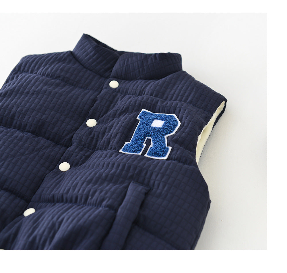 SnugTrail™ – Warme Stijlvolle Bodywarmer – Comfort voor Actieve Kinderen